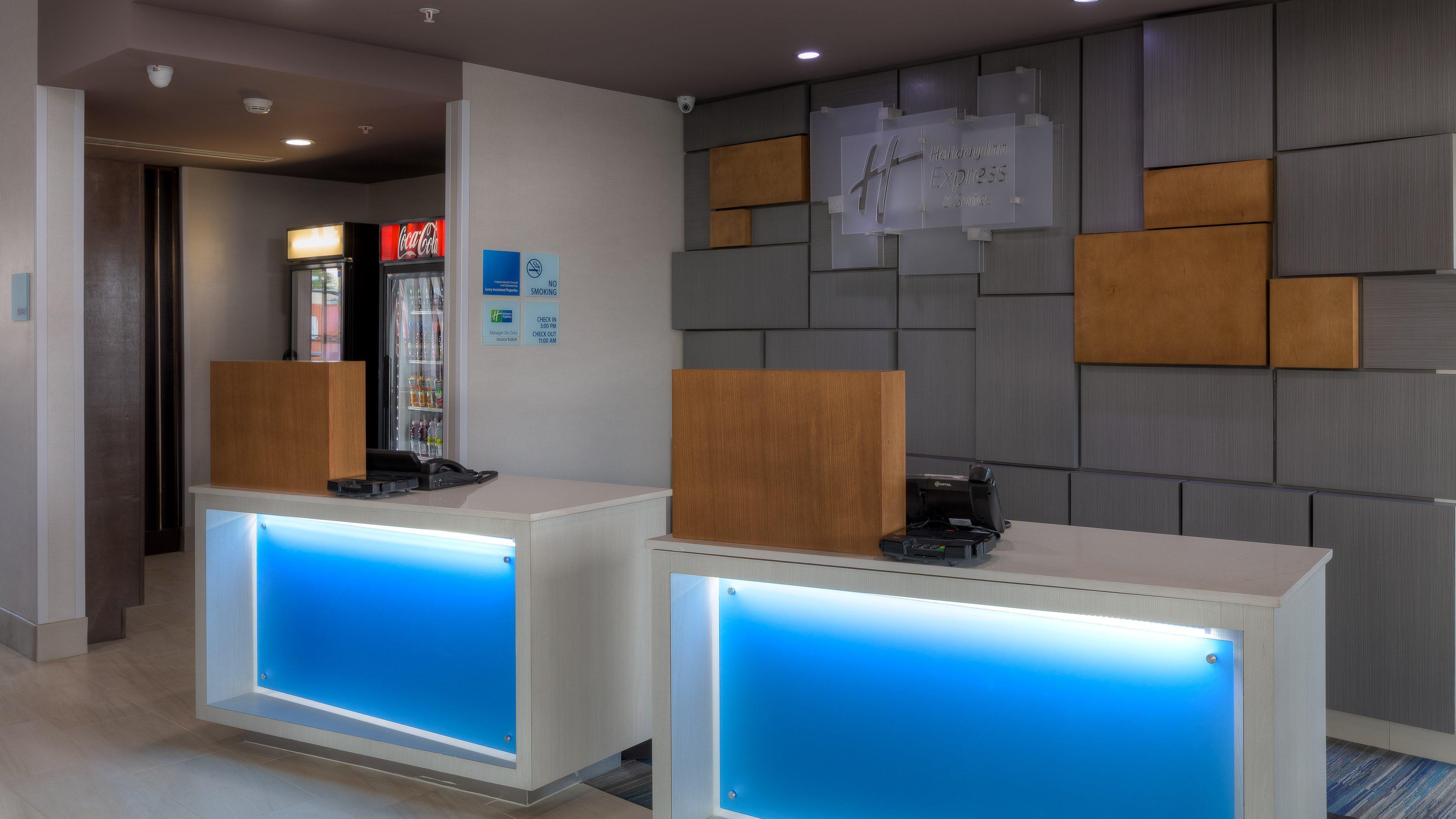 Holiday Inn Express & Suites Tulsa Midtown By Ihg Kültér fotó