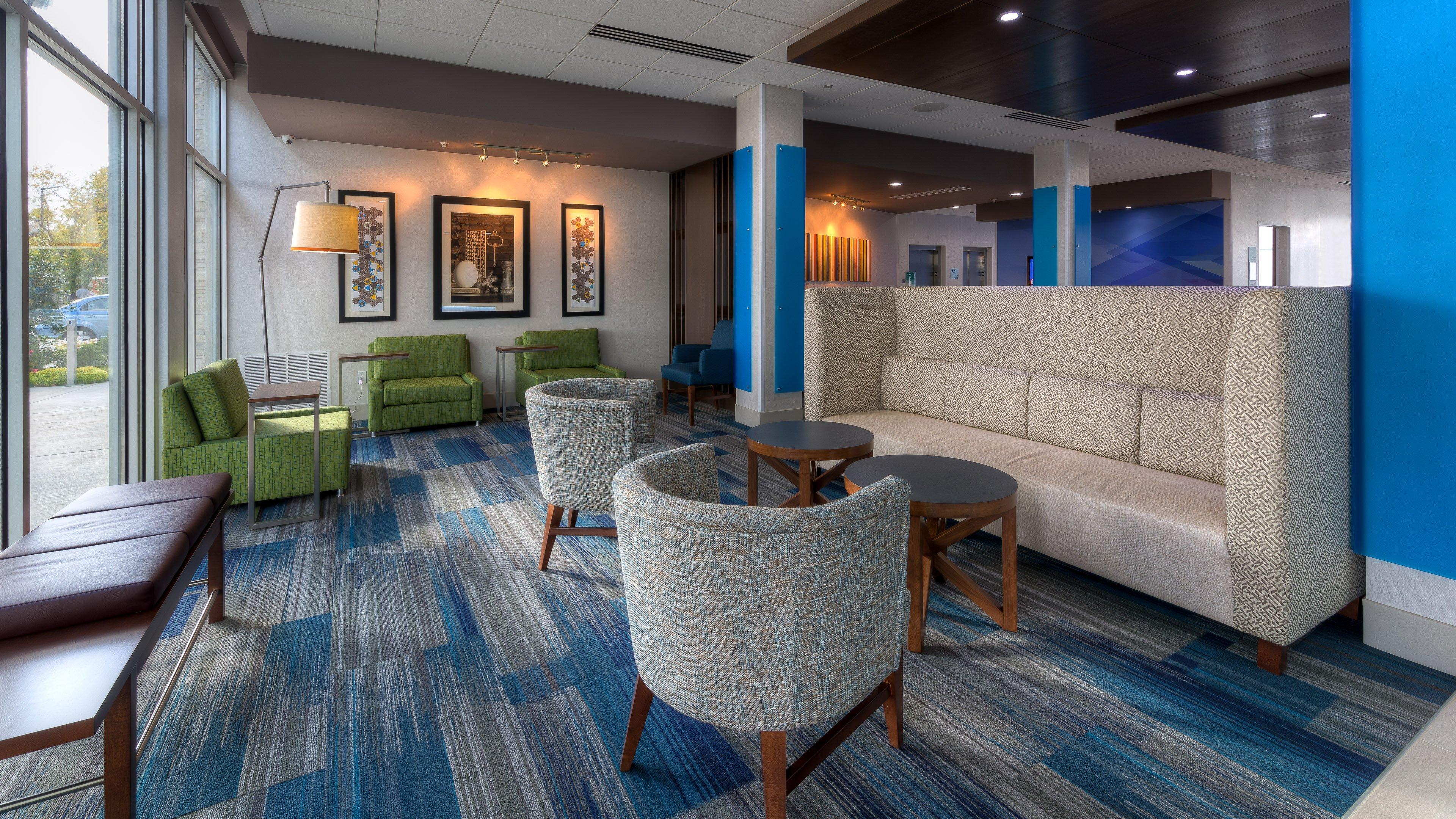 Holiday Inn Express & Suites Tulsa Midtown By Ihg Kültér fotó