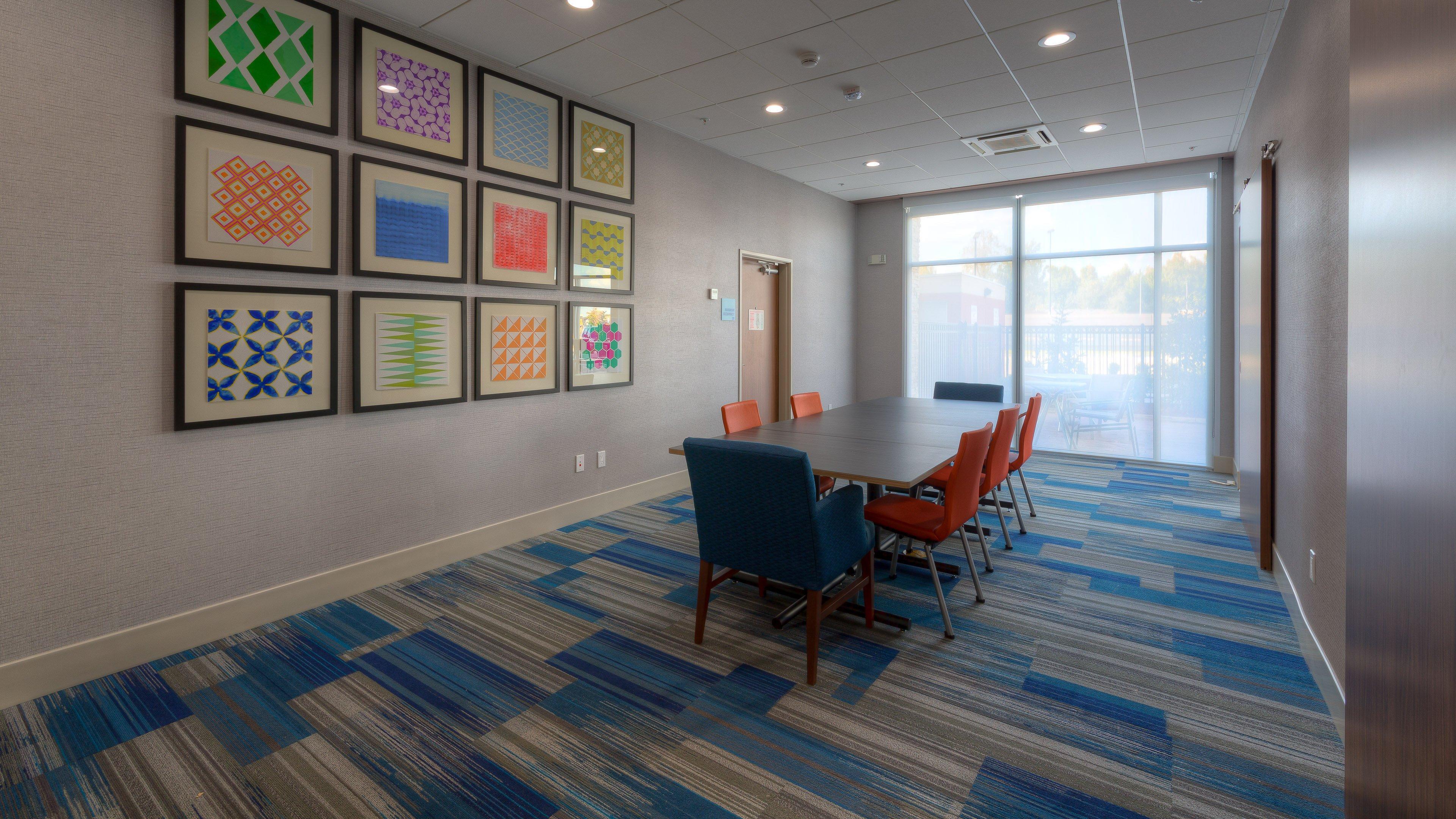 Holiday Inn Express & Suites Tulsa Midtown By Ihg Kültér fotó